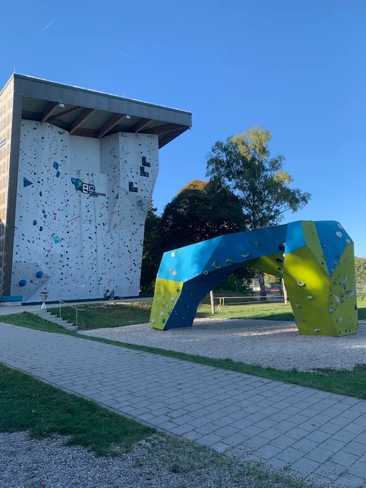 B12 Boulderzentrum Tübingen — bouldern-studio in Lustnau-Zentrum, Tübingen — 3