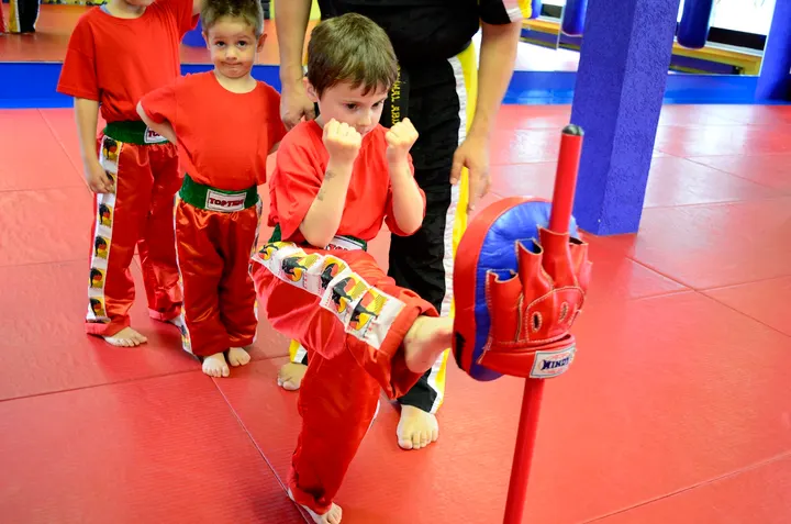 Kampfsportakademie Dinslaken — kickboxen-studio in Blumenviertel, Dinslaken — 2