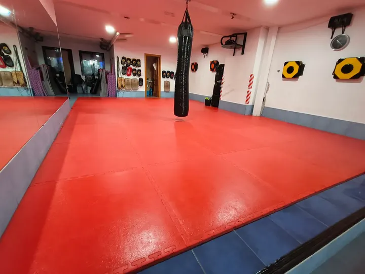 Gimnasio Troya Fitness Center — estudio de fitness-studio en San Bernardo, Calp — 2
