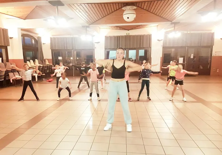 Amicale Danse de Larringes — danse-studio à Chez Desbois, Larringes — 2