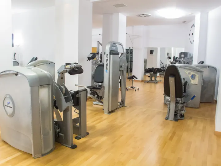 ZONA DE ENTRENAMIENTO PERSONAL ZEP — entrenamiento personal-studio en Zaragoza — 4