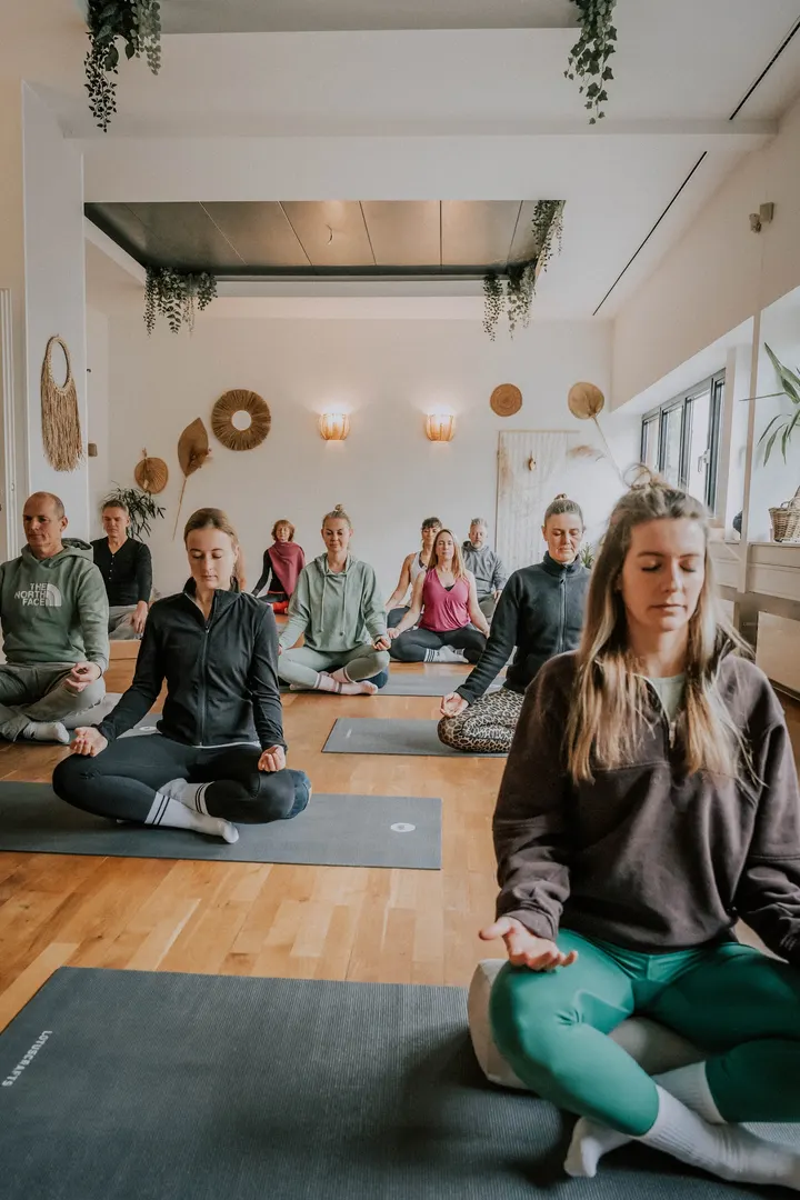 Power Place Lövenich — Yoga in Lövenich, Köln