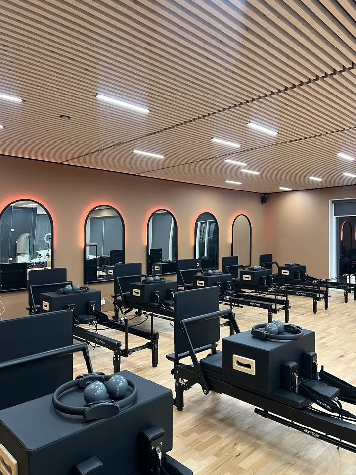 Elevate Studio — Træningsstudio i Lind, Herning