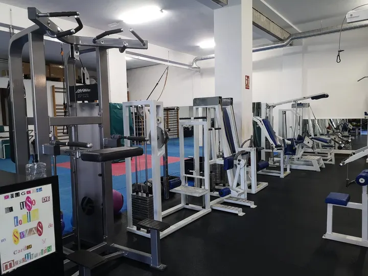 Ferro's Ximnasio — estudio de fitness-studio en Lalín — 4