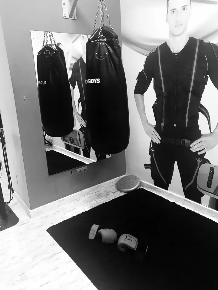 E-fit studio Castro-Urdiales — Entrenamiento personal en Casco Histórico, Castro-Urdiales